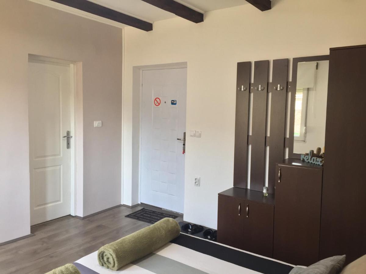 Alex Lodge Zrenjanin Exterior photo
